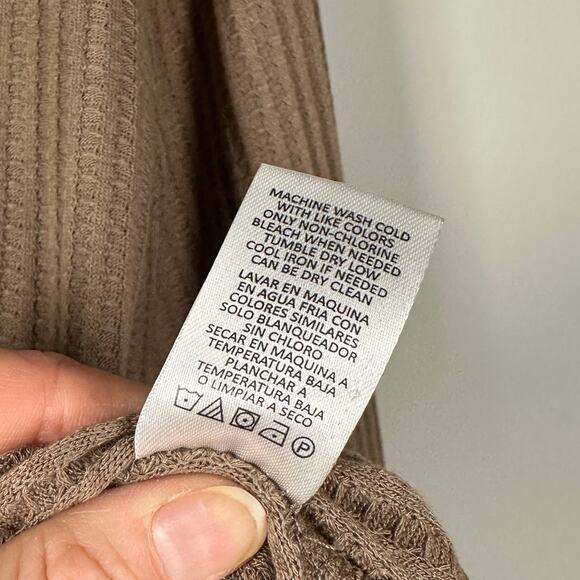 Chaser Brown V-neck Textured Waffle Knit Long Sleeve Top Women's Small - Picture 8 of 9